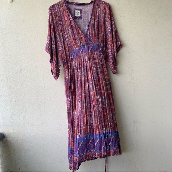 Anthropologie lovely dress with bell sleeves. - Picture 2 of 13